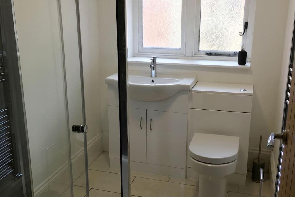Stylish 2 Bed Apart In The Heart Of North Norfolk Норт-Уолшем Экстерьер фото